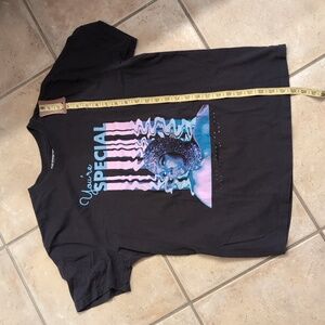 3/$5 Lizzo I'm special t-shirt large